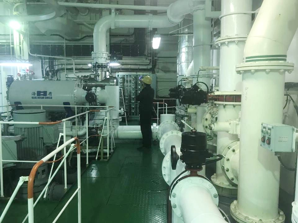 青岛远洋船舶